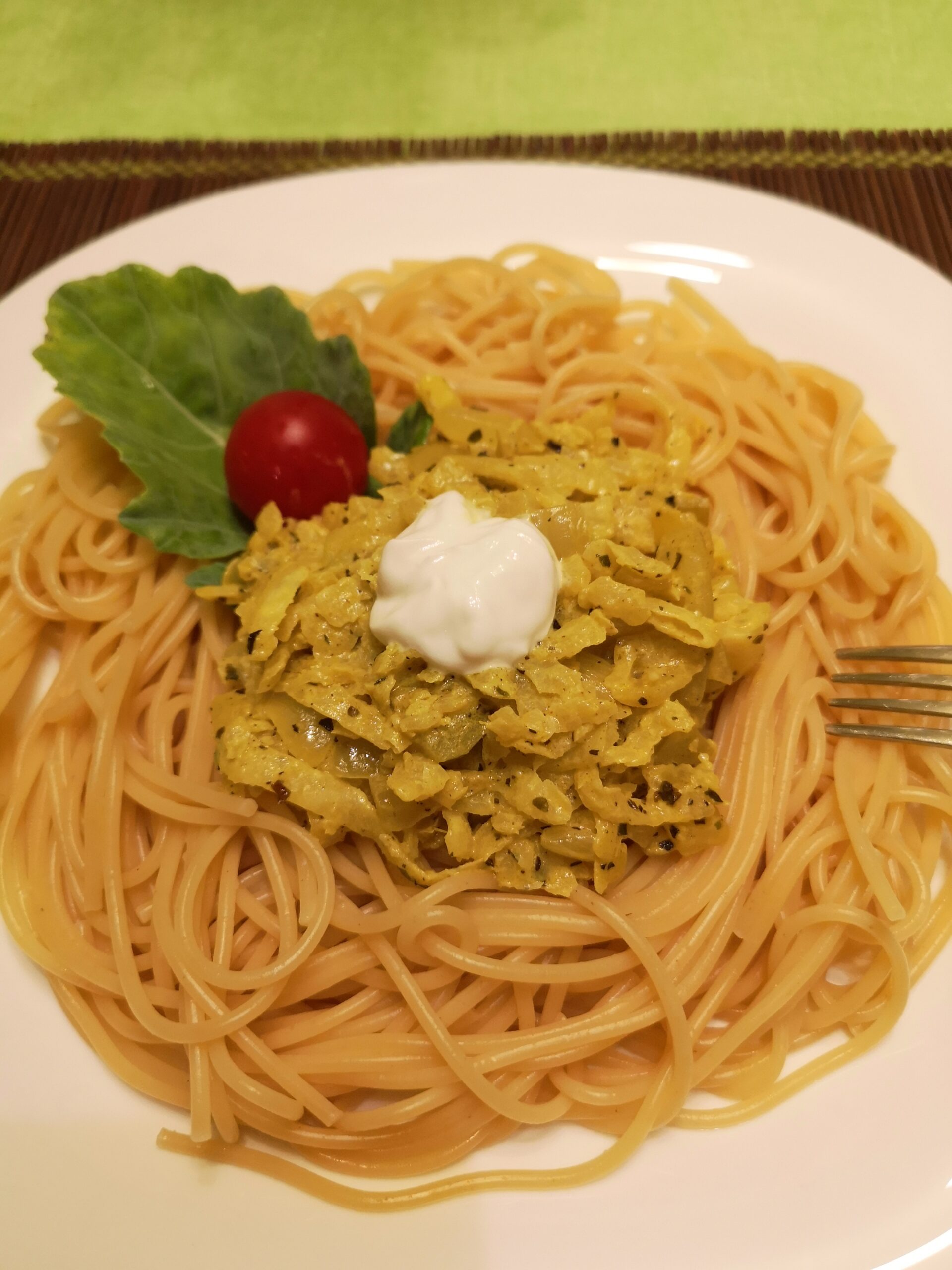 Karalábés spagetti